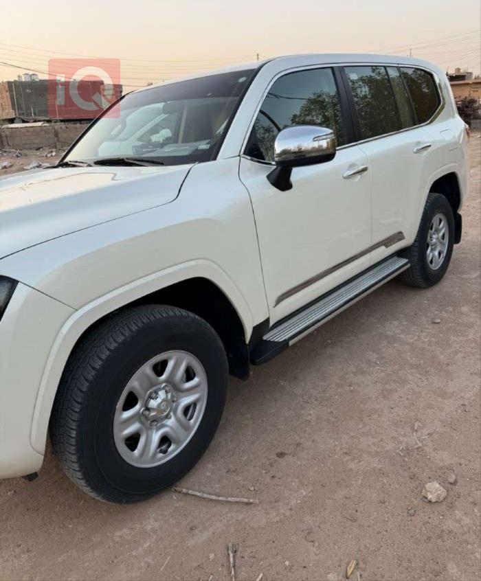 تويوتا لاندكروزر